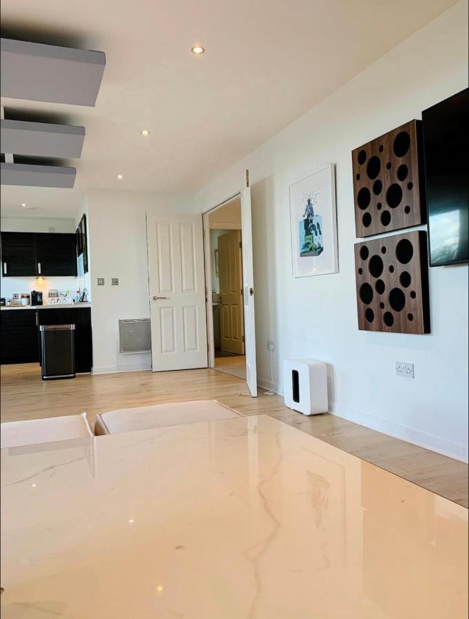 Beautiful Modern Sea-Side Apartment In The City إدنبرة المظهر الخارجي الصورة