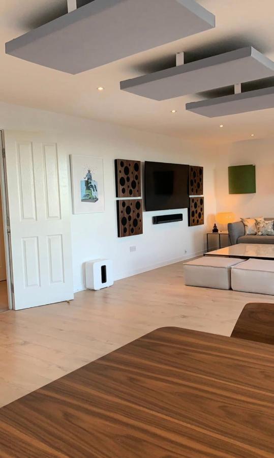 Beautiful Modern Sea-Side Apartment In The City إدنبرة المظهر الخارجي الصورة
