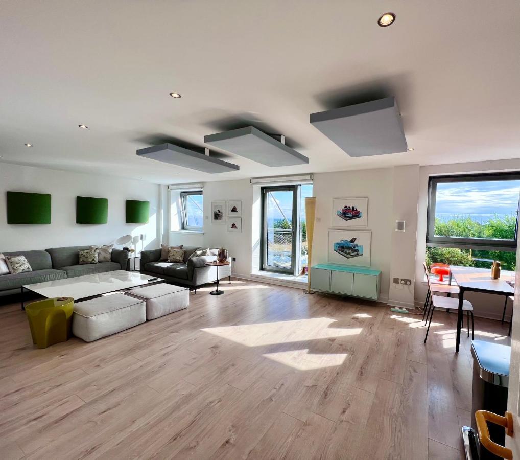 Beautiful Modern Sea-Side Apartment In The City إدنبرة المظهر الخارجي الصورة